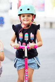 Micro Maxi Foldable LED Scooter