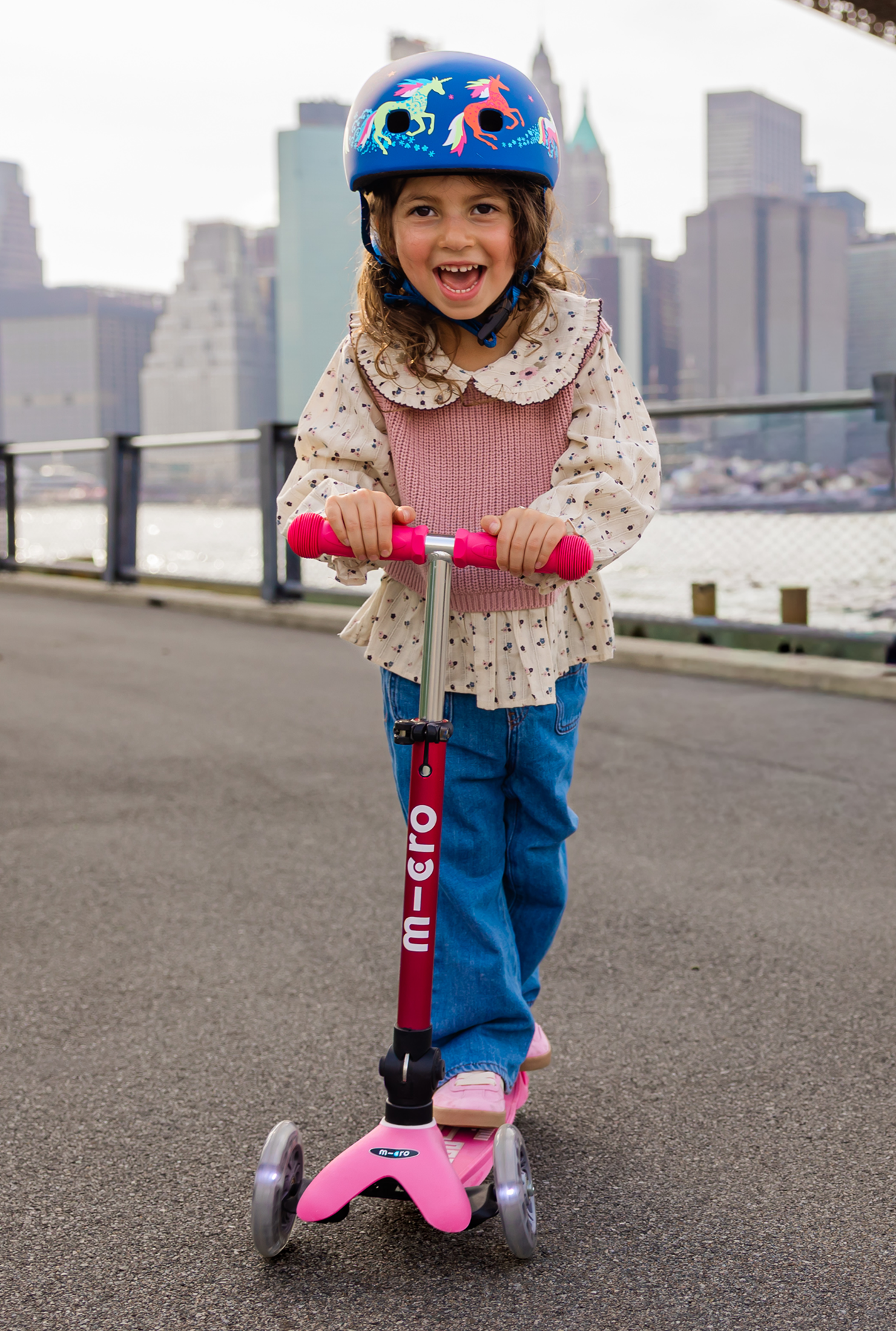 Final-PDP-Mini-Foldable-LED-Pink-5_479c116c-87ef-4182-8894-b87412069962.png