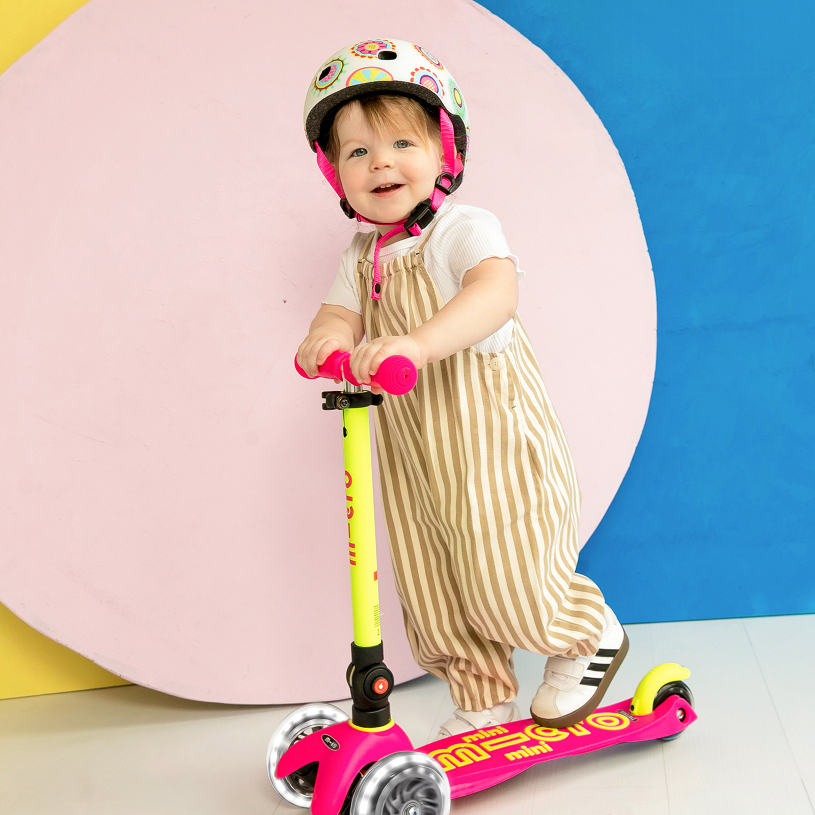 Mini-Scooters-Neon-Collection.png