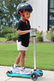 Micro Maxi Glow Plus LED Scooter
