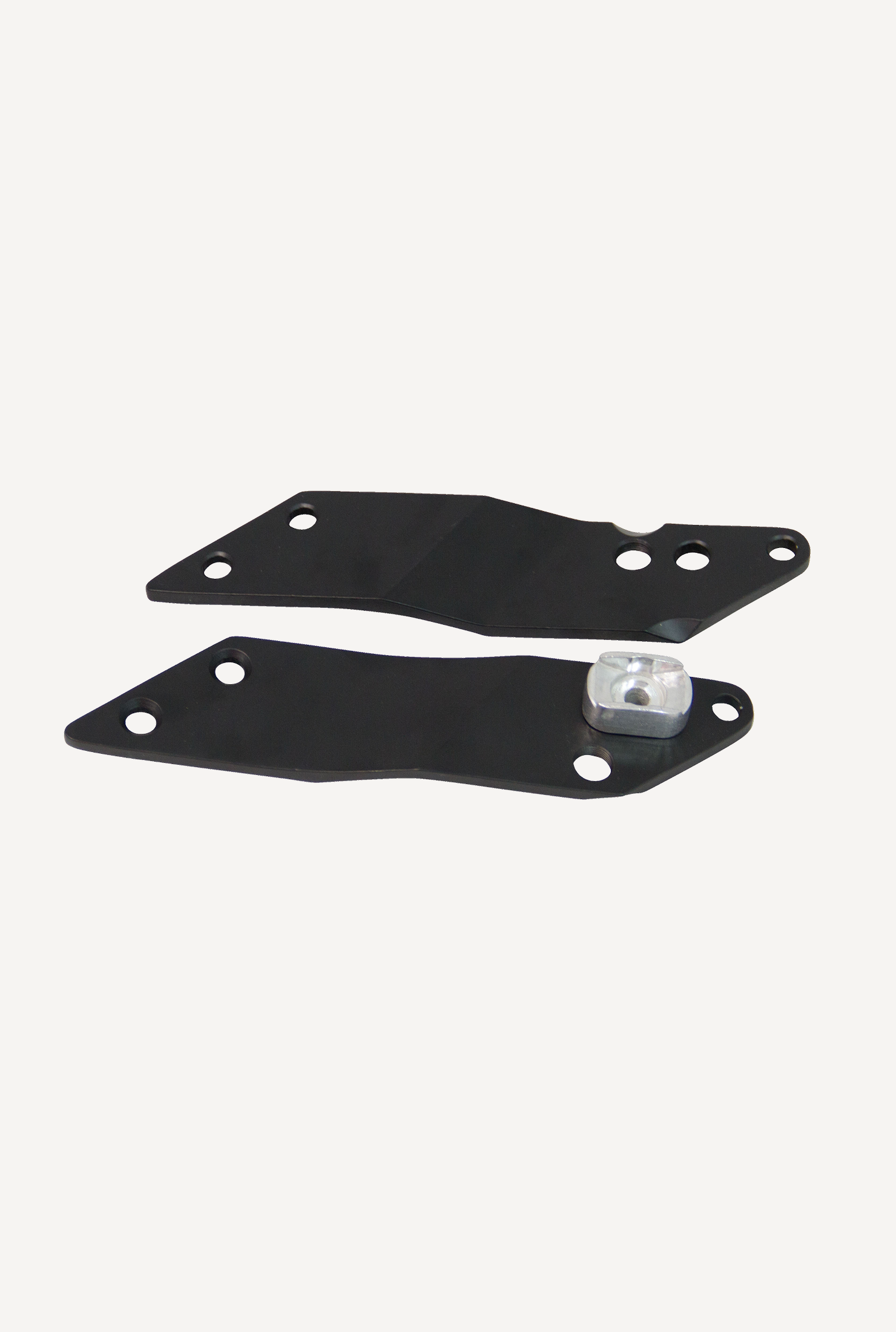 PDP-Holder-Plates-Classic-Black.png