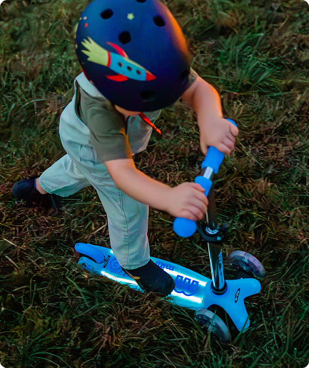 Why-Micro-Kickboard-Style-Lifestyle.jpg