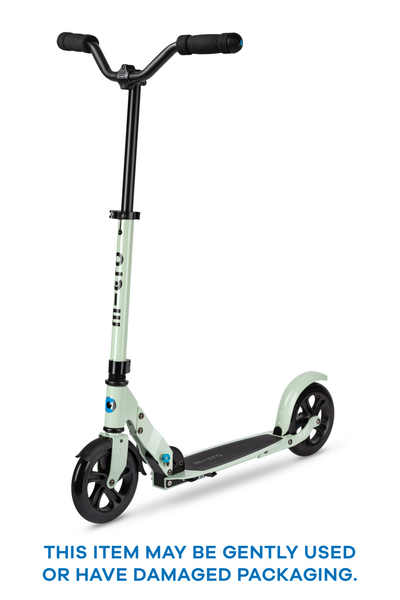 Warehouse Deals Micro Speed Deluxe Scooter product image