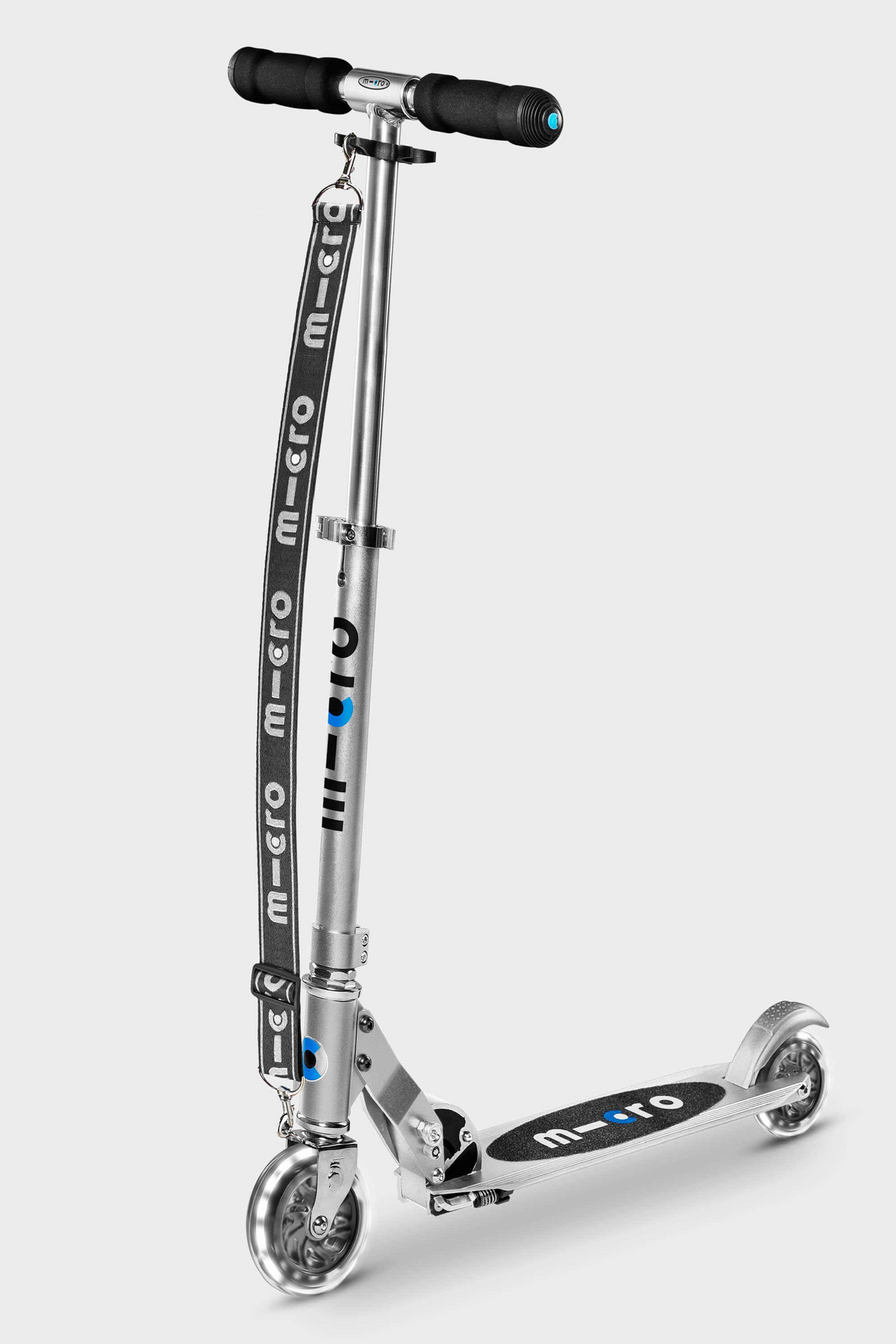 Razor top scooter luggage